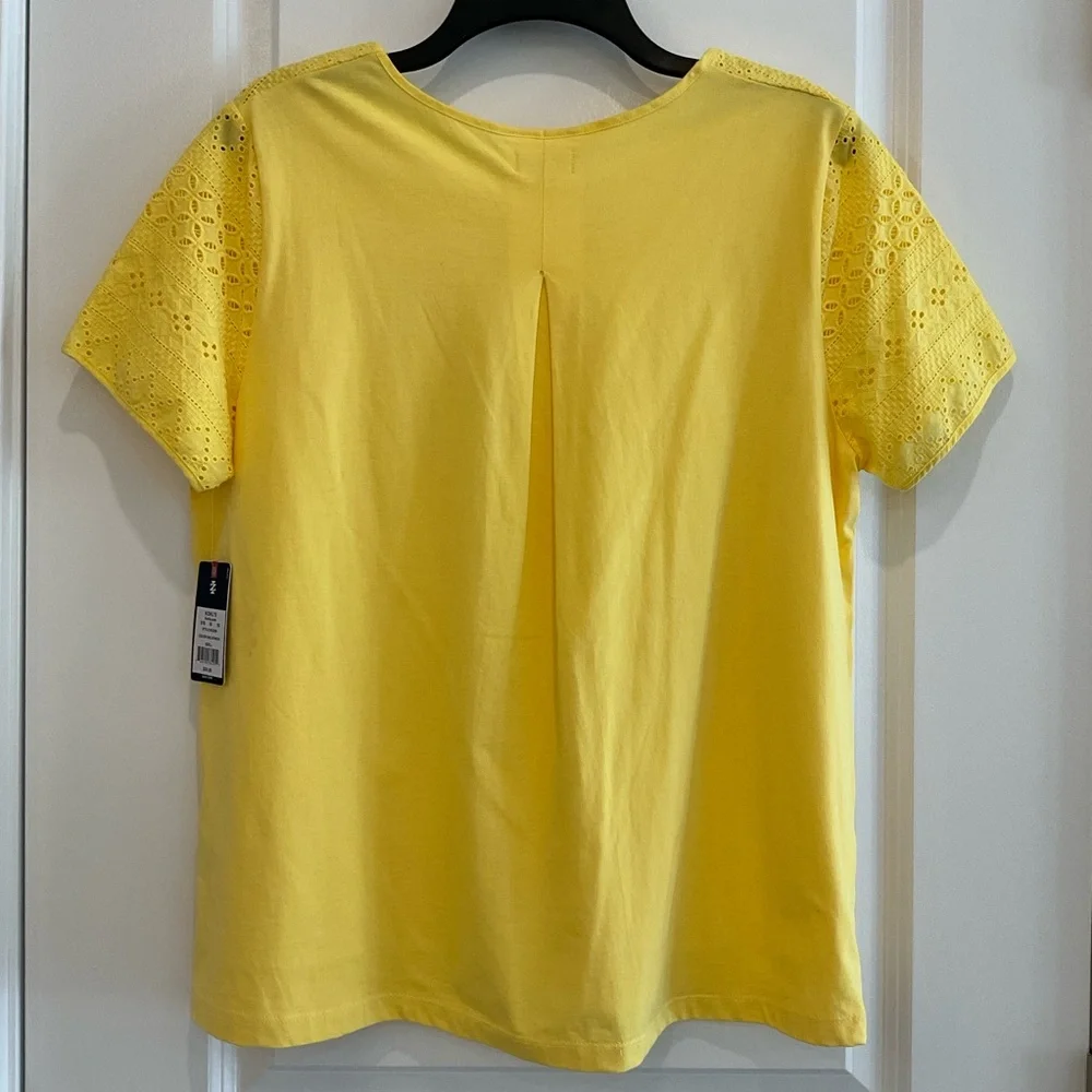 IZOD Yellow Knit Top (L) - Picture 3 of 6